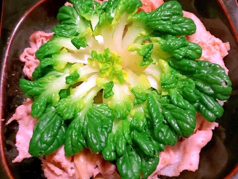 柚子香る茹でターサイと豚肉の温サラダ